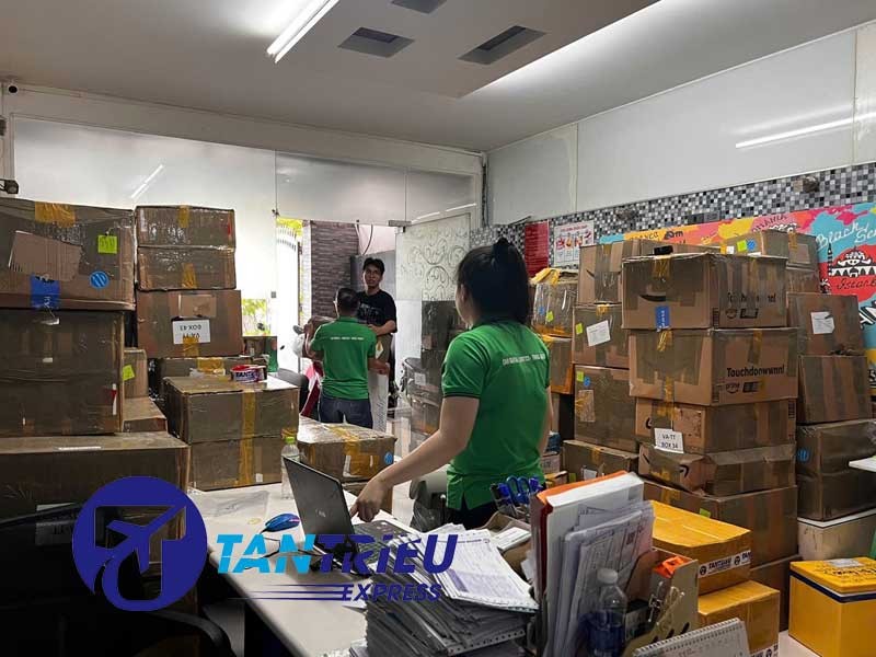 Vận chuyển hàng hóa từ Úc về Sài Gòn