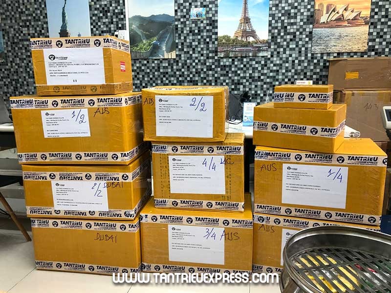 Bảng giá gửi quần áo từ Việt Nam đi Mỹ mới nhất 2025