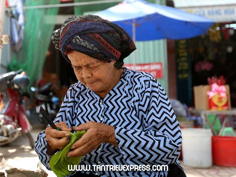 Độc lạ chợ "se duyên" ở Sài Gòn.