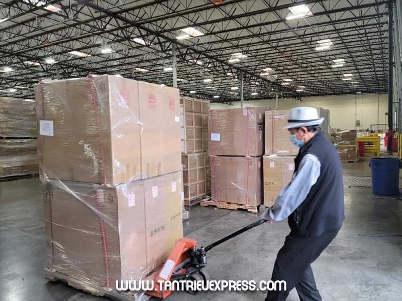Tại sao nhu cầu gửi hàng từ Việt Nam đi Mỹ lớn nhất hiện nay.