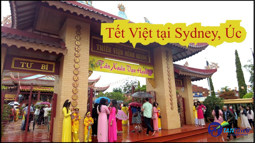 Viếng chùa Minh Quang ở Sydney Úc Mùng 1 Tết