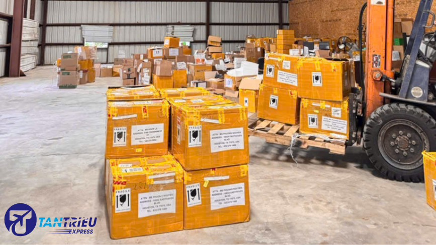 gửi hàng từ Anh Quốc về Sài Gòn uy tín