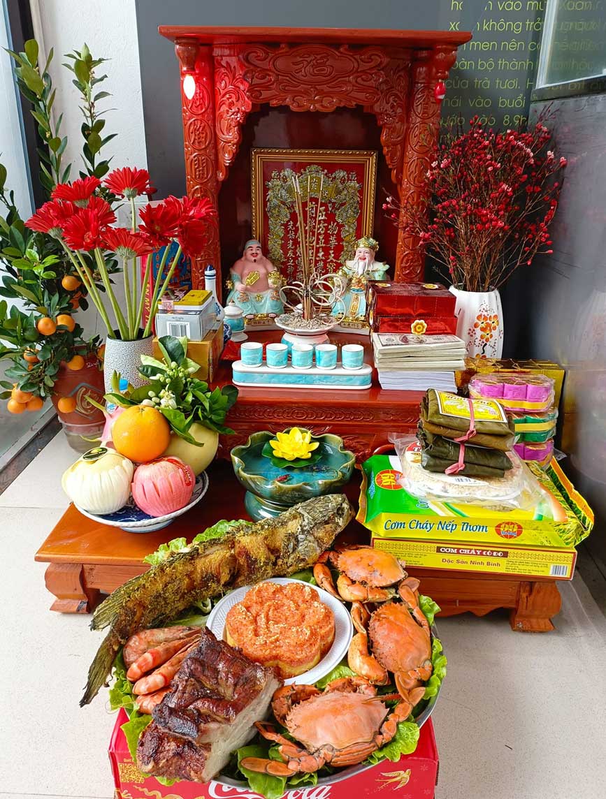 Mâm cúng thần tài ngày 10 AL