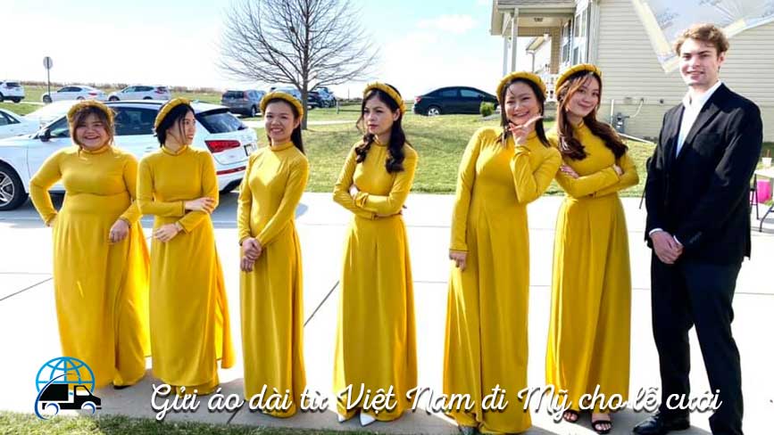 Đội phụ dâu cực xinh trong trang phục áo dài