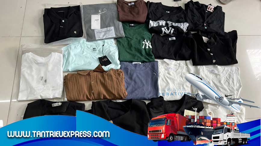 Quần áo trẻ em đa dạng và phong phú gửi đi Mỹ