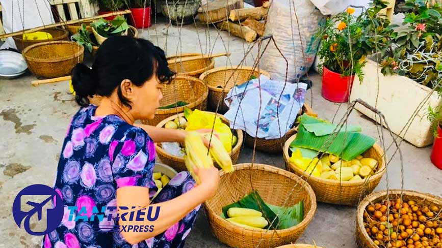 Phiên chợ lá ở Hòa Thành - Tây Ninh