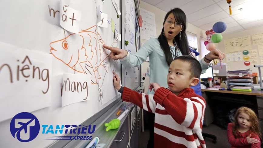 Dạy trẻ học tiếng Viêt trong trường tiểu học ở Mỹ