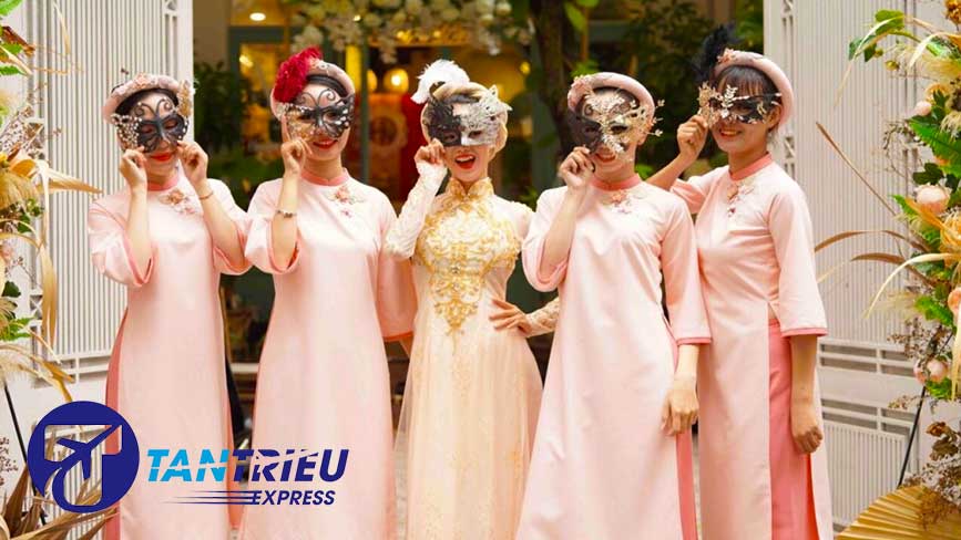 Đồng phục cưới cho đội bưng tráp
