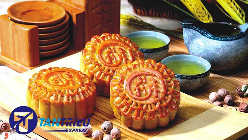 Gửi bánh nướng trung thu nhân thịt trứng đi Mỹ