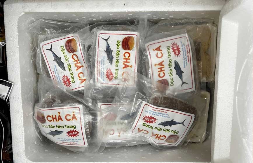 Gửi chả cá đông lạnh đi Châu Âu