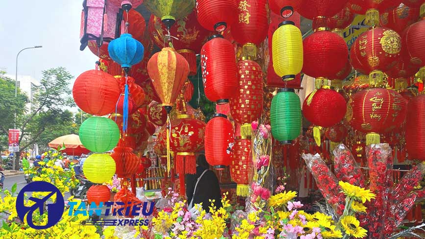 Gửi các dụng cụ trang trí cho dịp tết Nguyên Đán