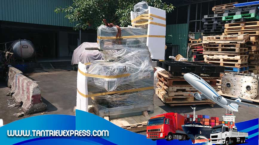 Đóng máy móc để gửi đi Áo