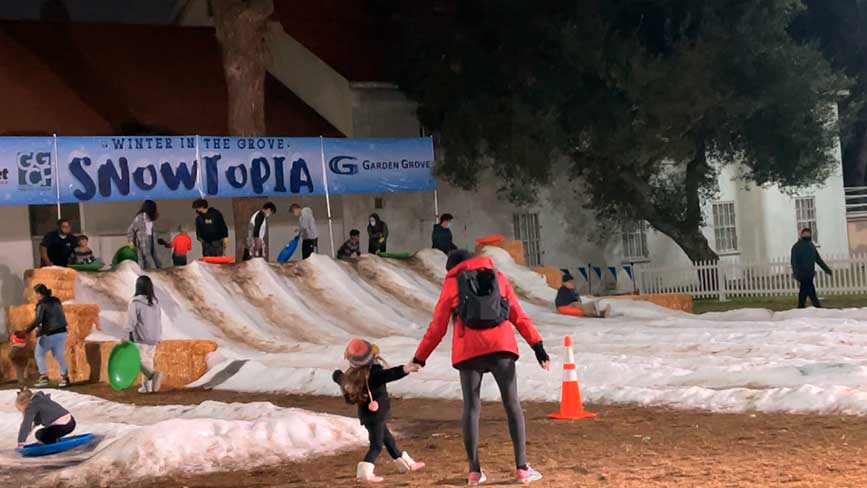 Tuyết mang về Garden Grove để tạo nên mùa Noel đầy niềm vui cho trẻ nhỏ