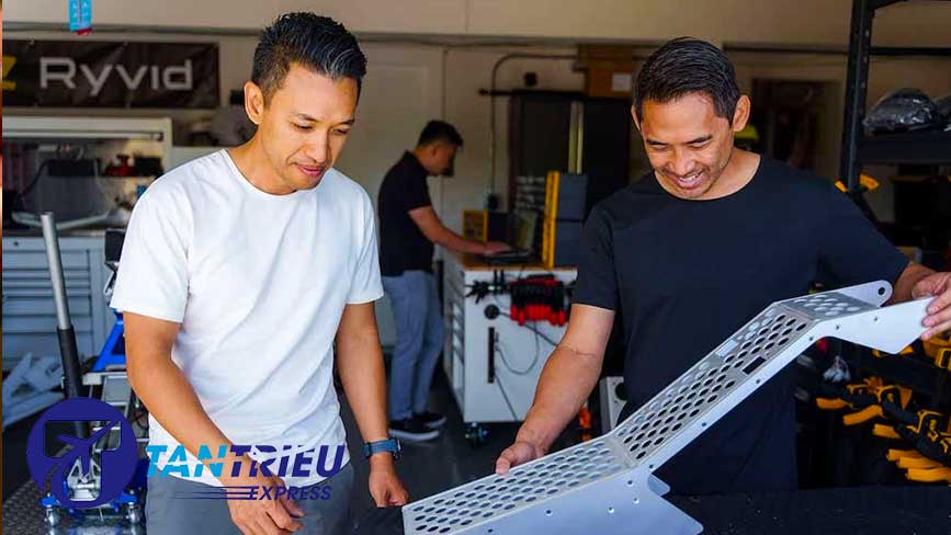 Những chàng trai đem lại niềm tự hào cho người Việt năm châu